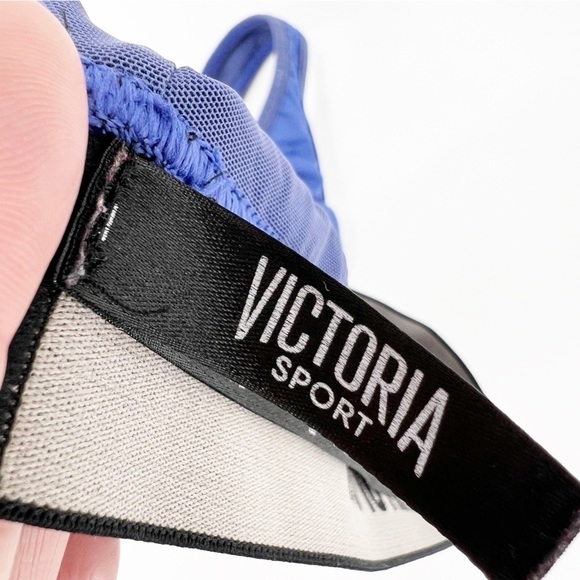 ✅ Victoria's Secret The Player Racerback Sport Bra Size MEDIUM Purple Blue - Picture 6 of 7
